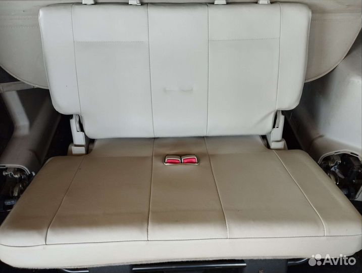 Третий ряд сидений Паджеро 4