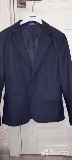 Пиджак на мальчика 140