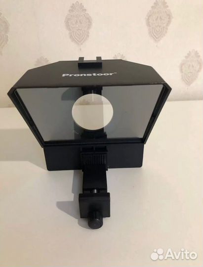 Теоесуфлер для сьемок с камеры и мобильного