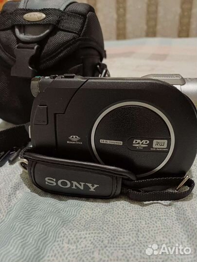 Видеокамера sony handycam