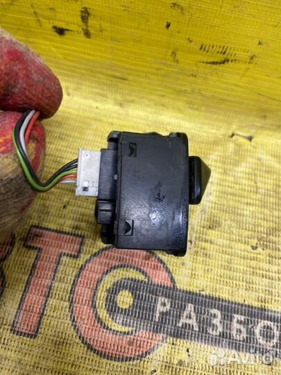 Блок управления зеркалом Bmw 3-Series E46 M43B19