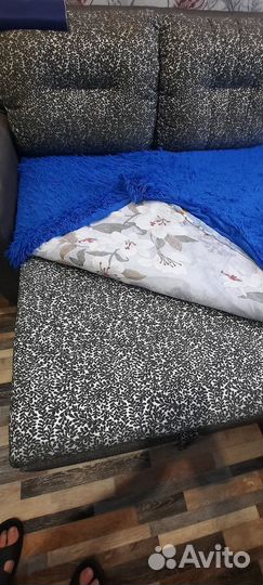 Угловой диван