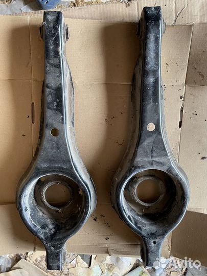 Рычаг поперечный задний Ford Kuga 2008-2012