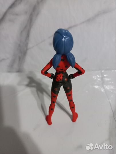 Фигурка леди баг