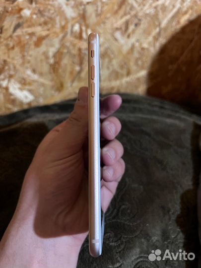 iPhone 8 Plus, 64 ГБ