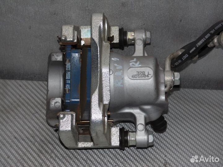 Суппорт задний левый Тойота рав4