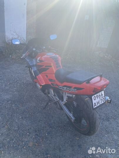 Продам honda CBR 600 f3