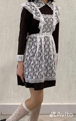 Советская школьная форма для девушки на выпускной