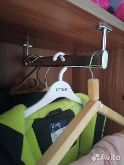 Штанга для одежды вешалка