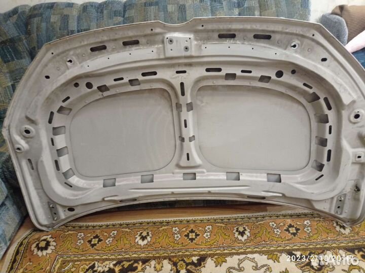 Капот VW Touran (Тауран)