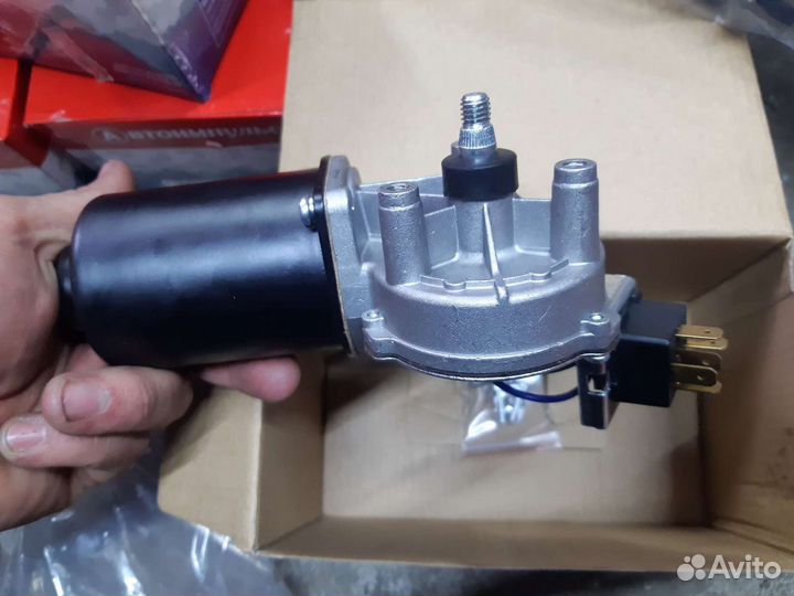 Мотор дворников мтз ук Кабина