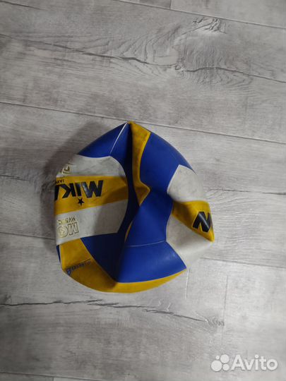 Волейбольный мяч mikasa