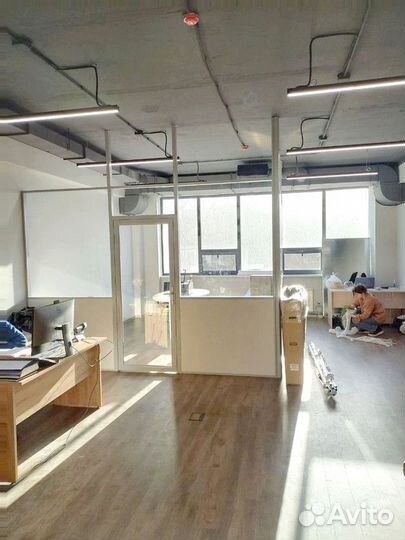 Раздвижные перегородки из стекла лофт