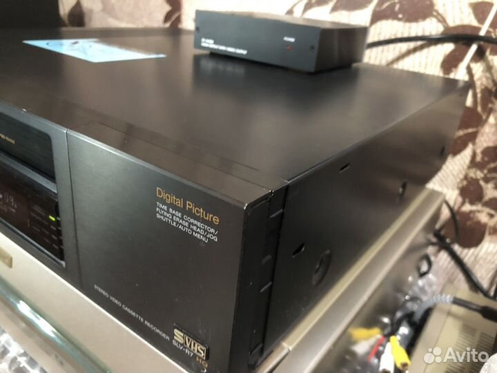 Sony slv R 7 S-VHS HI FI Видеомагнитофон