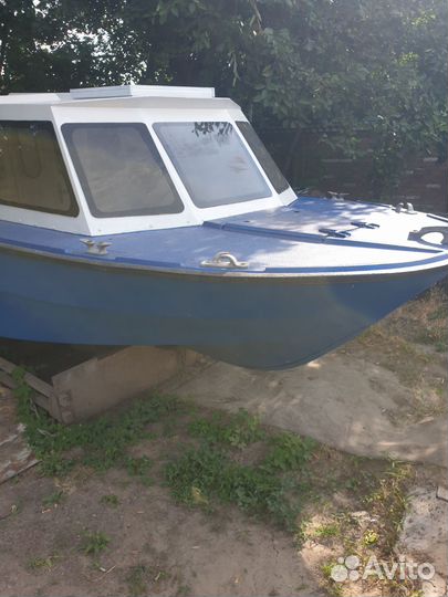 Катер водомет