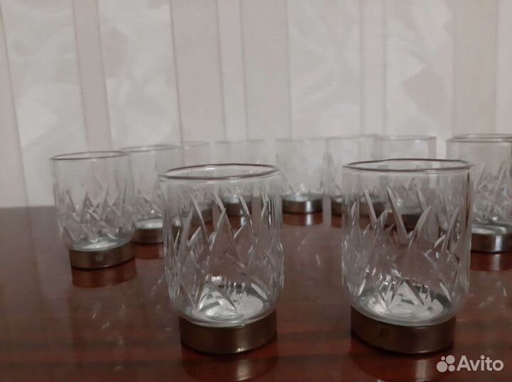 Хрустальные рюмки
