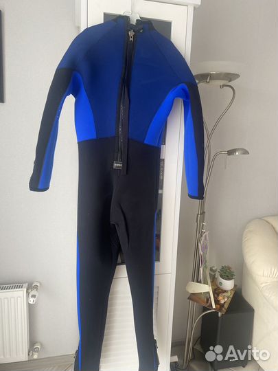 Мокрый гидрокостюм