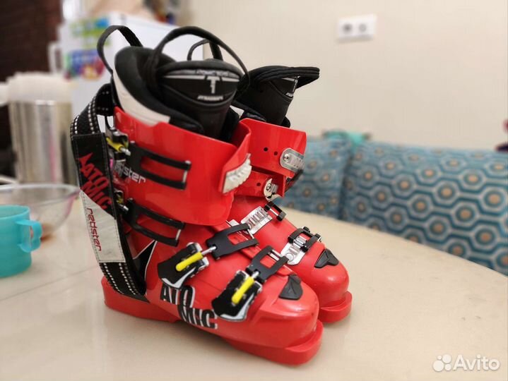 Горнолыжные ботинки atomic redster ws 70 25 25,5