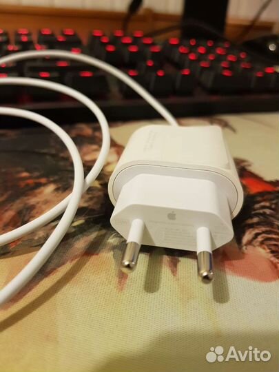 Быстрая зарядка на iPhone 20w, провод type-c