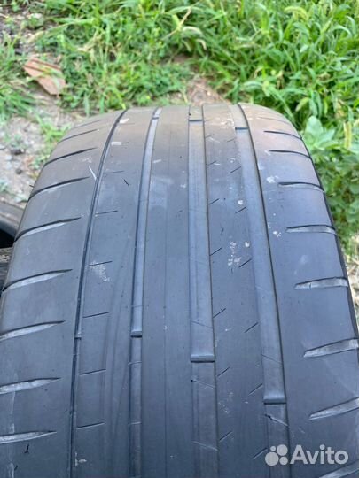 Michelin Pilot Sport 4 2.25/4.5 R17