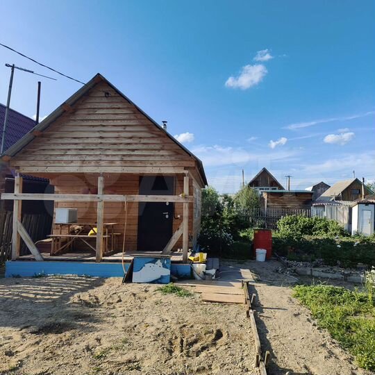 Дача 32 м² на участке 4 сот.