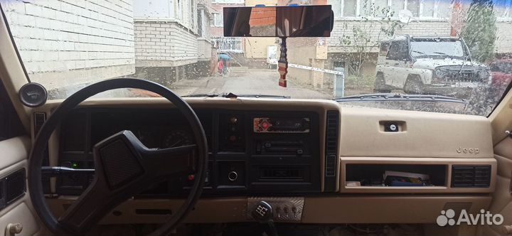 Jeep Cherokee 4.0 МТ, 1992, 300 000 км