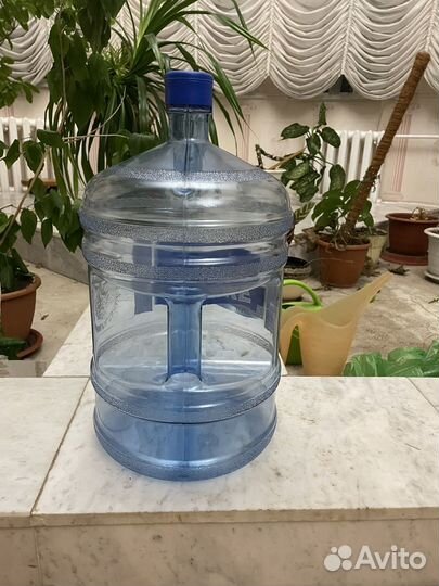 Пластиковые бутылки 19 литров