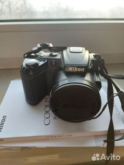 Компактный фотоаппарат