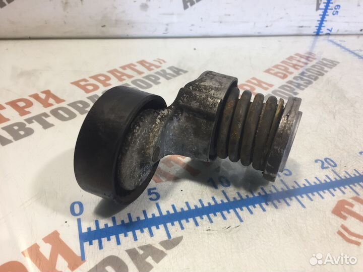 Фольксваген Поло Натяжитель ремня обводного