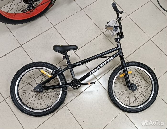Яркий BMX Grantel 20