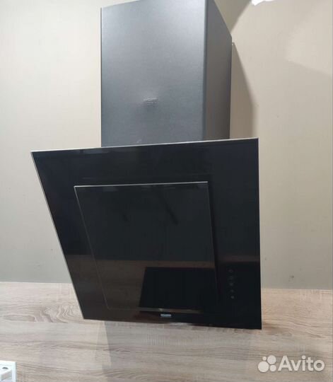 Вытяжка для кухни Krona lily 60 см