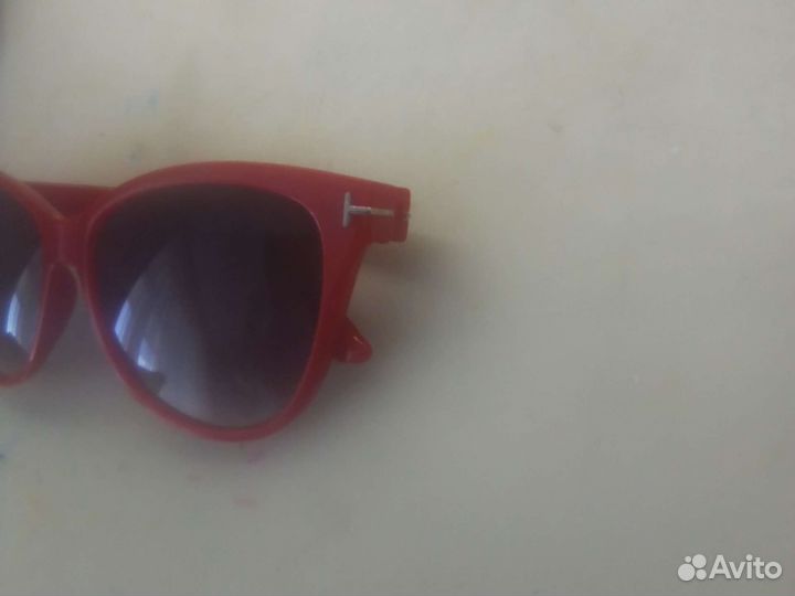 Солнцезащитные очки женские