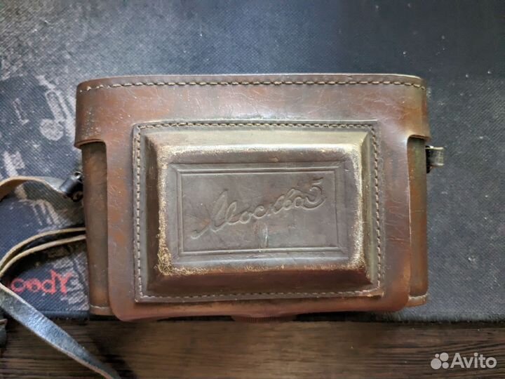 Пленочный фотоаппарат Москва 5 с чехлом