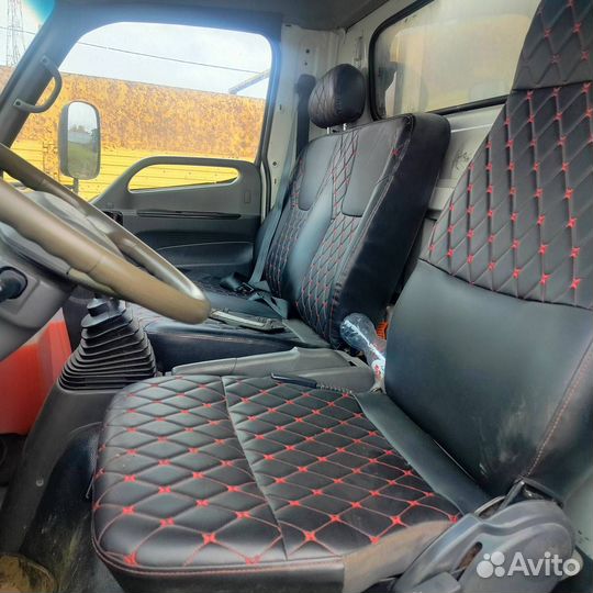 Рефрижератор 28 м³ Hyundai HD78, 2013
