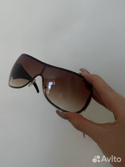 Солнцезащитные очки