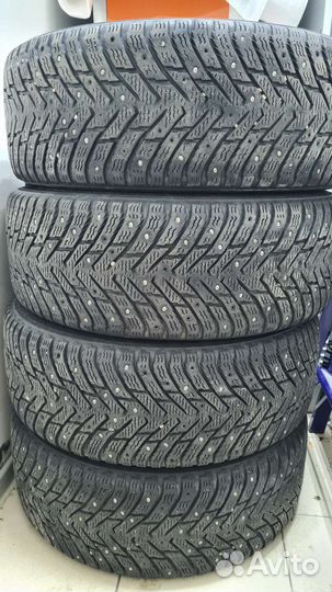 Nokian Tyres Hakkapeliitta 8 215/55 R17