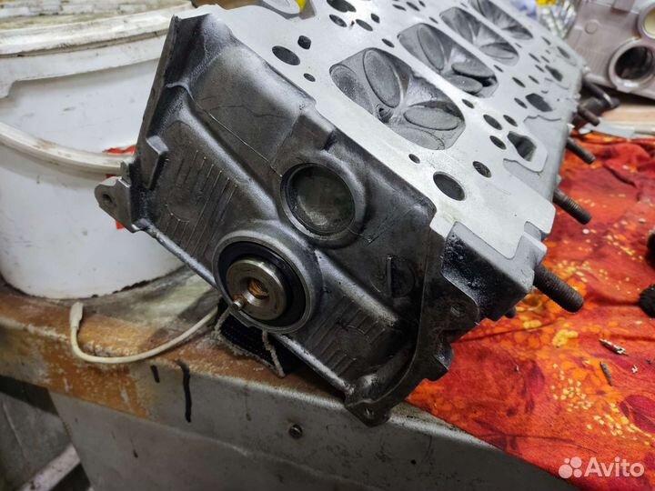 Продам головку двигателя 4g63