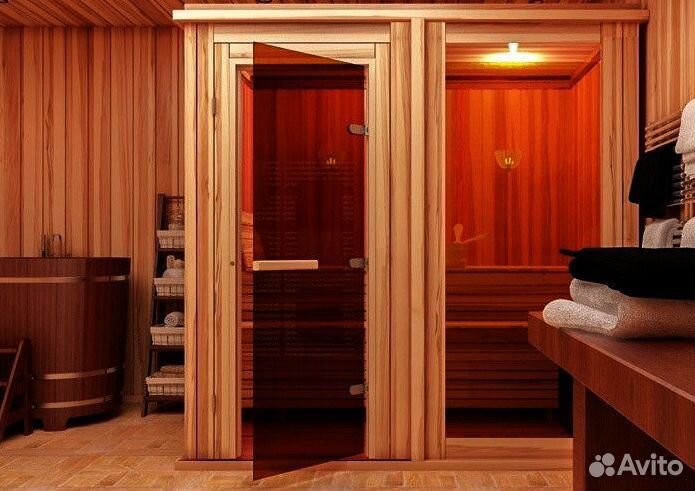 Стеклянная дверь в парилку