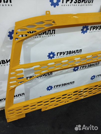 Решетка в бампер Volvo FH5 84235709