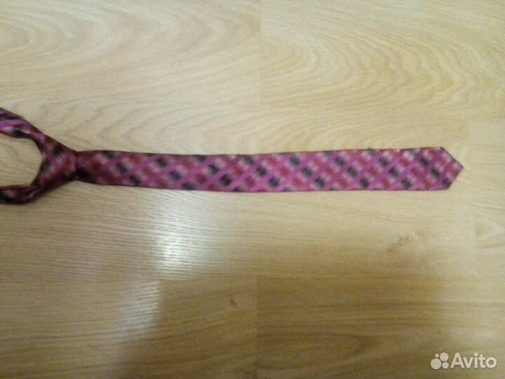 Продам галстуки школьные