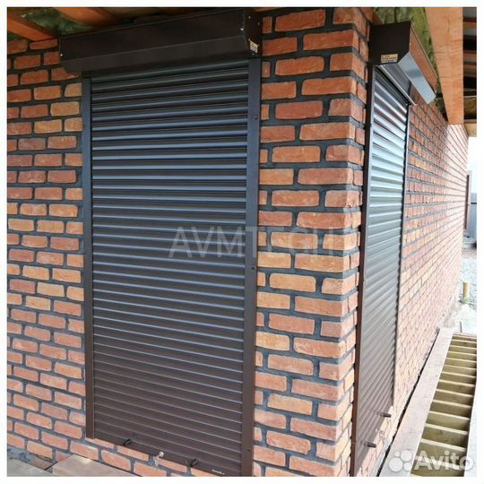 Рольставни на двери