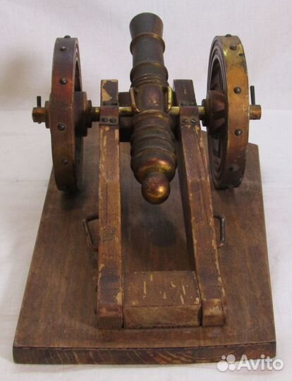 Пушка на подставке Дерево СССР №7595