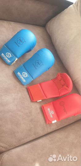 Перчатки для каратэ размер L и M