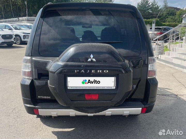 Mitsubishi Pajero 3.0 AT, 2015, 207 644 км