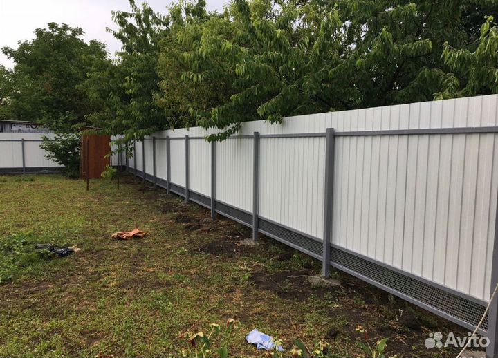 Забор ворота и калитка из профнастила