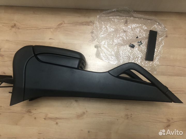 Подлокотник Porsche Cayenne 955-957 оригинал