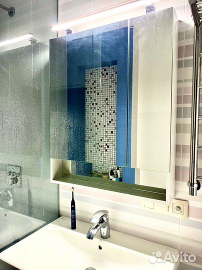 Зеркальный шкаф Roca The Gap 80