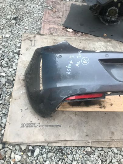 Задний бампер на опель астра J хэтчбек