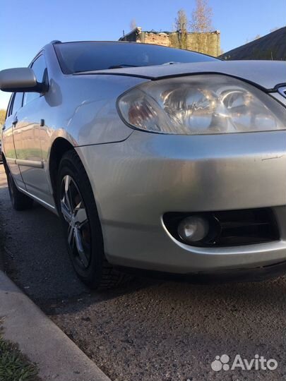 Toyota Corolla 1.4 AT, 2005, 203 000 км