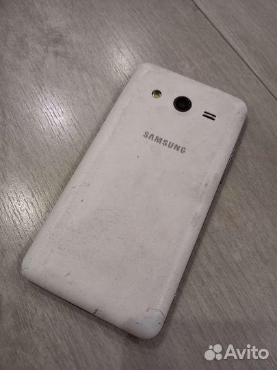 Телефон Samsung